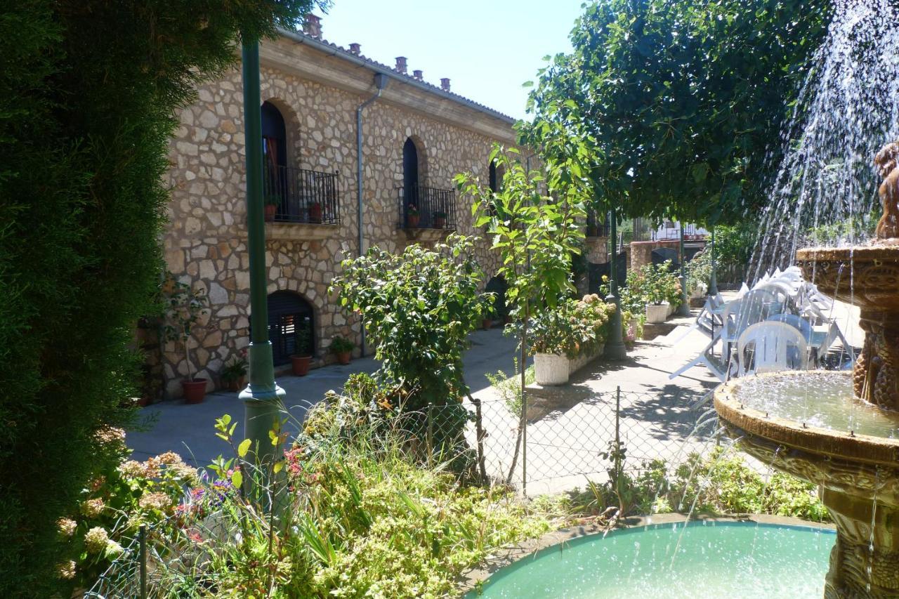 Hotel Rural El Convento Валенсия-де-Алькантар Экстерьер фото