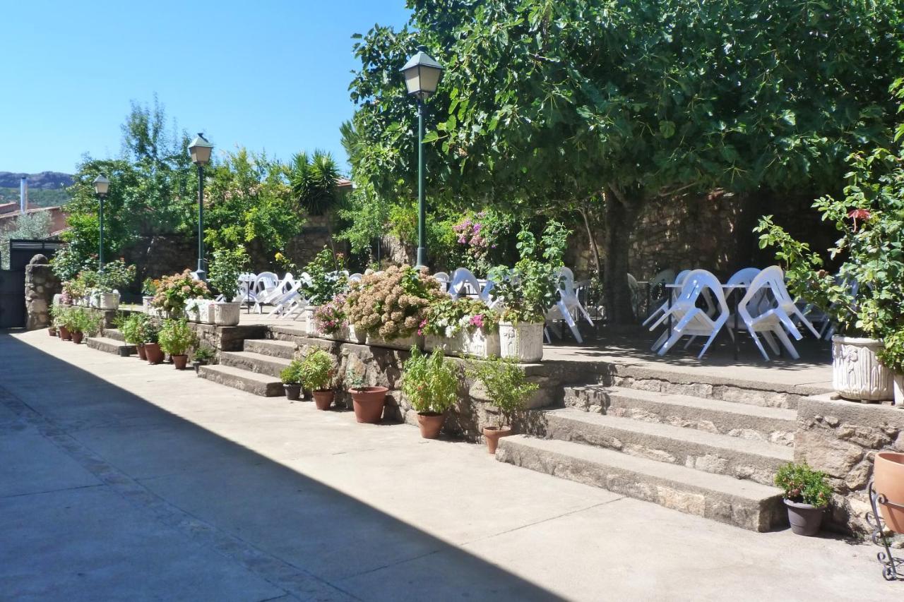 Hotel Rural El Convento Валенсия-де-Алькантар Экстерьер фото
